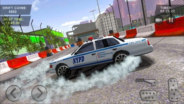 汽车漂移赛车前进游戏(car drift)